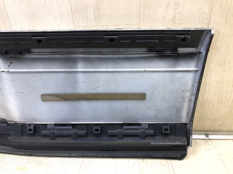 Накладка двери задняя левая GX470 02-09 2004 4.7 2UZFE