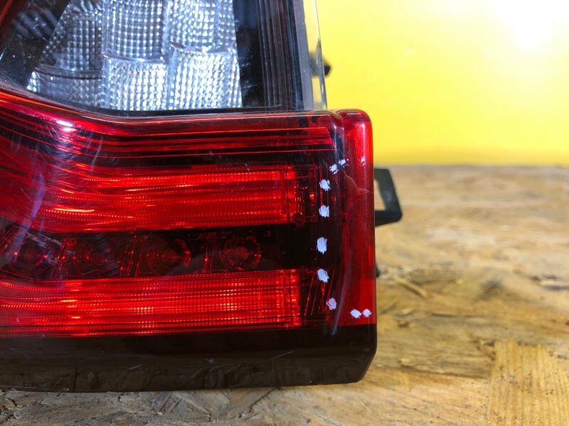 Фонарь наружный левый LEXUS RX350/450 15-22 Фонарь наружный левый LEXUS RX350/450 15-22