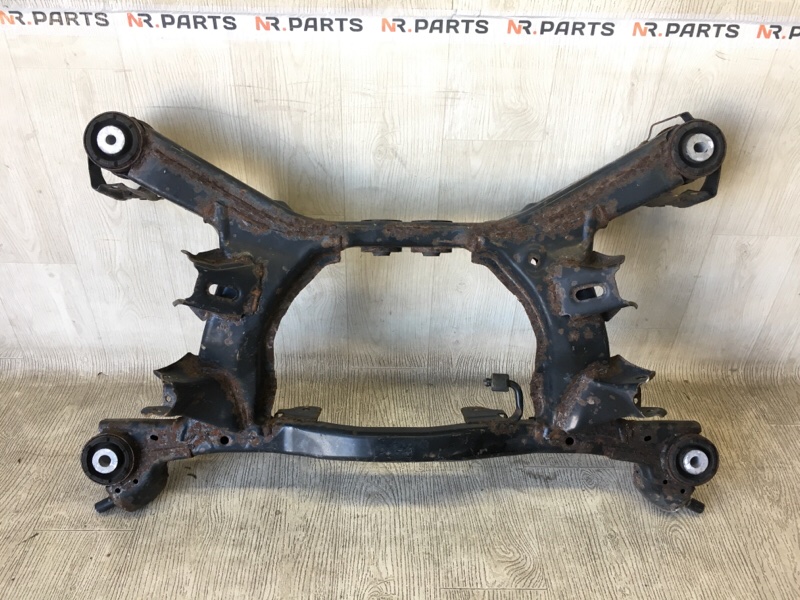 Балка задней подвески LEGACY BN 14-18 2014 2.5 FB25B