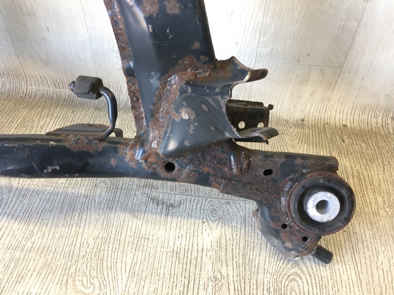 Балка задней подвески LEGACY BN 14-18 2014 2.5 FB25B