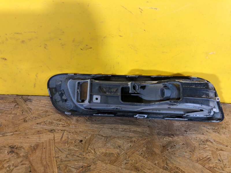 Фонарь наружный левый OUTLANDER GF 12-