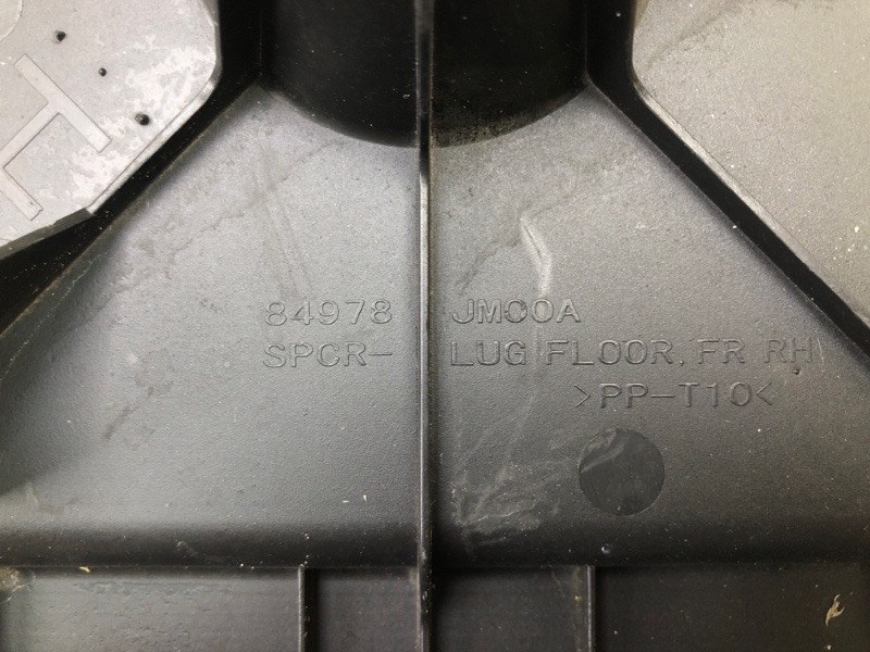 Ящик инструментальный правый ROGUE 08-15 2015 2.5 QR25DE