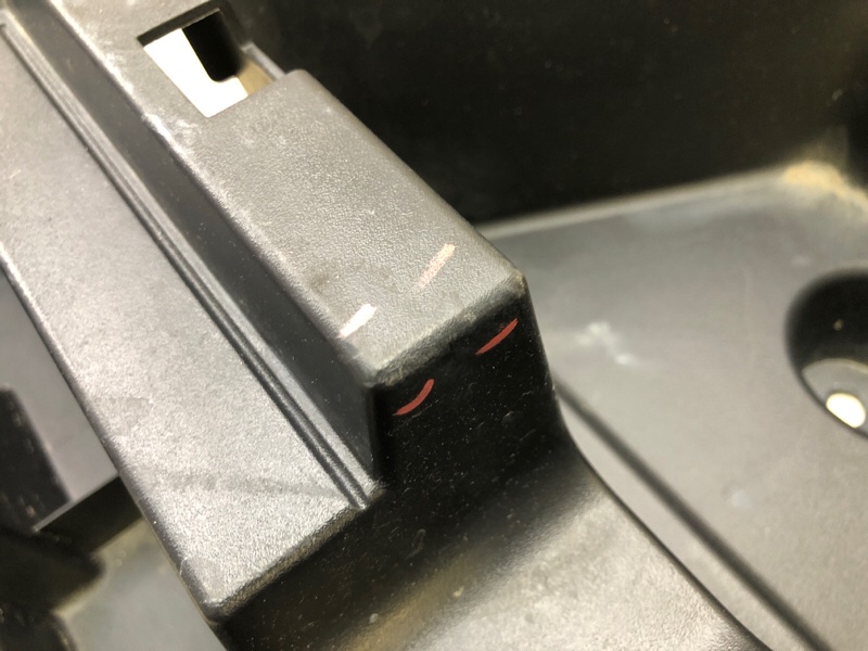 Ящик инструментальный правый ROGUE 08-15 2015 2.5 QR25DE