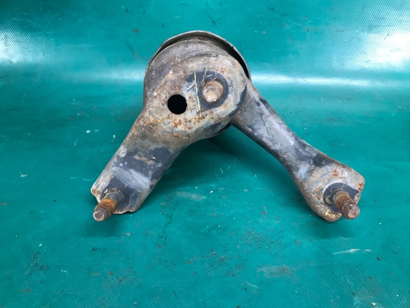 Подушка двигателя левая CAMRY 40 06-11 2008 2.4 2AZFE