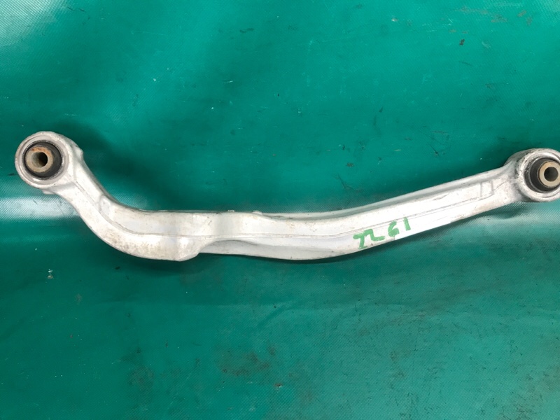 Рычаг задней подвески поперечный верхний левый X-TRAIL/ROGUE T32 13-20 2014 2.5 QR25DE Рычаг задней подвески поперечный верхний левый X-TRAIL/ROGUE T32 13-20 2014 2.5 QR25DE