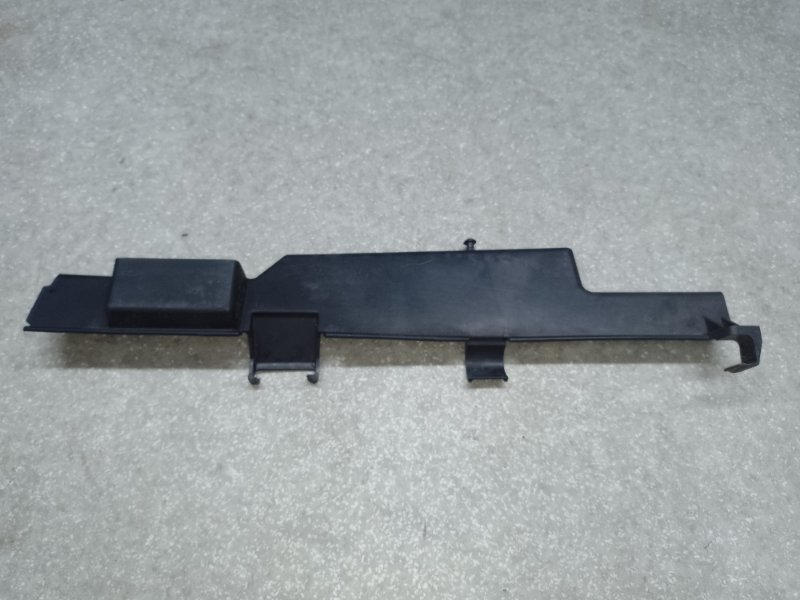 Дефлектор радиатора правый FLEX 08-19 2013 T35PDED