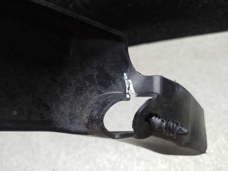 Дефлектор радиатора левый FLEX 08-19 2013 T35PDED