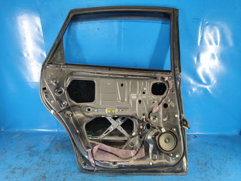 Дверь задняя левая PRIUS PLUS 11-14 Дверь задняя левая PRIUS PLUS 11-14