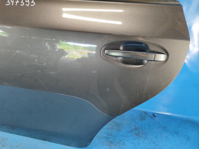 Дверь задняя левая PRIUS PLUS 11-14