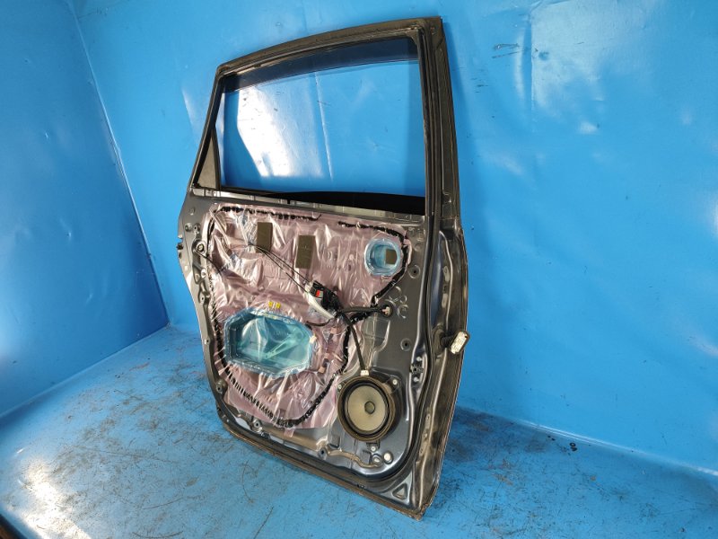 Дверь задняя левая PRIUS PLUS 11-14