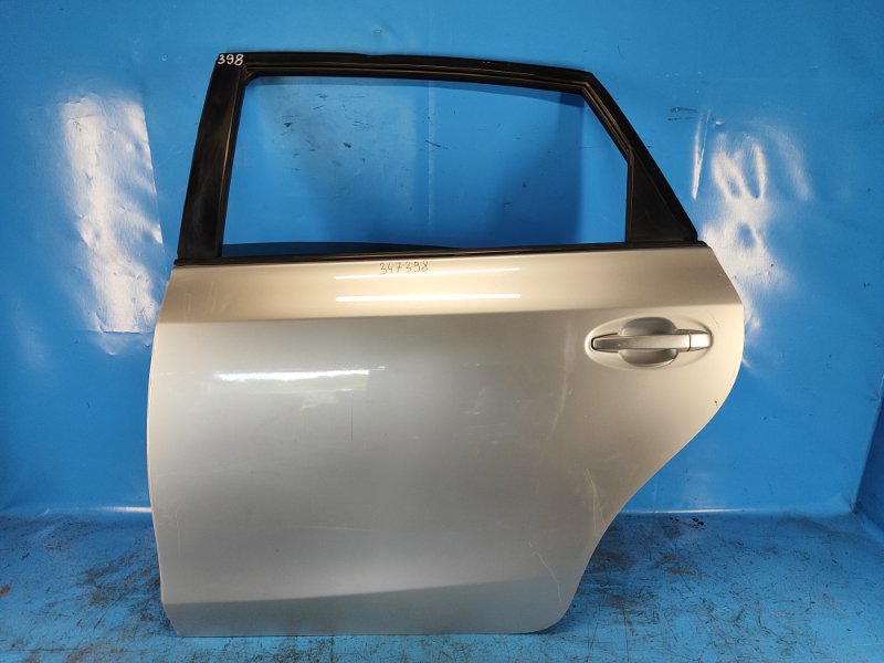 Дверь задняя левая TOYOTA PRIUS PLUS 11-14 67004-47180 Б/У