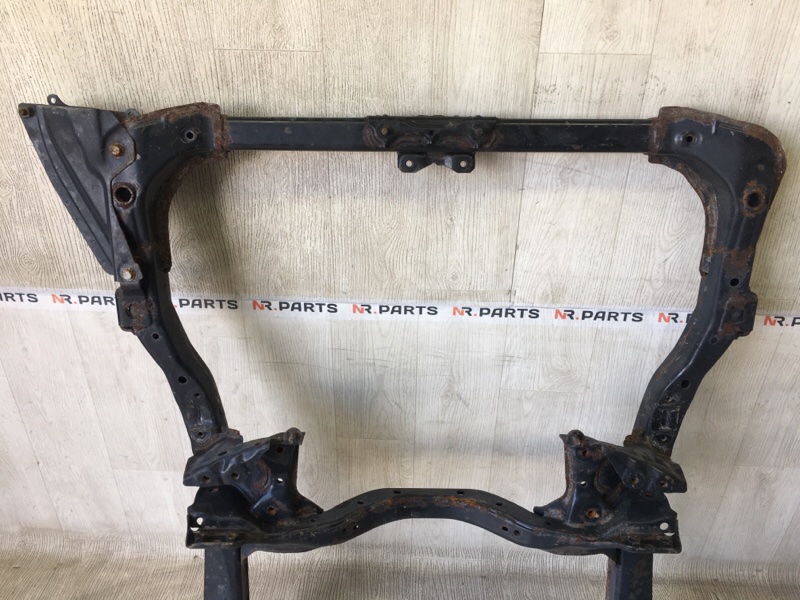 Балка передней подвески LEGACY BN 14-18 2014 2.5 FB25B