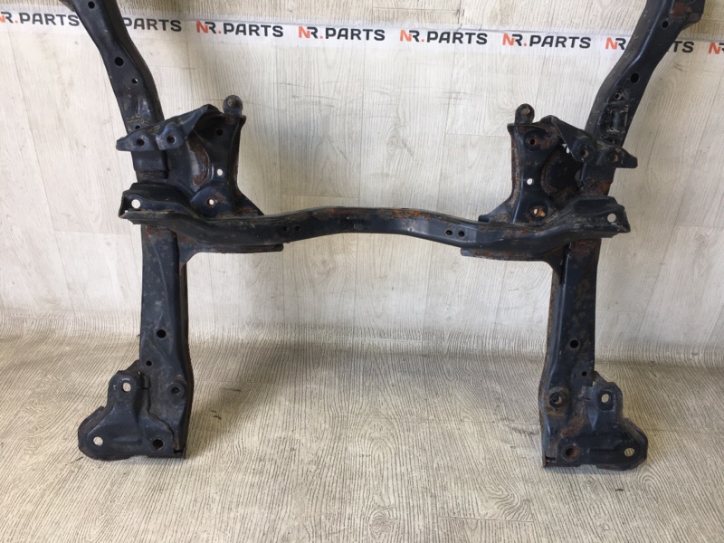 Балка передней подвески LEGACY BN 14-18 2014 2.5 FB25B