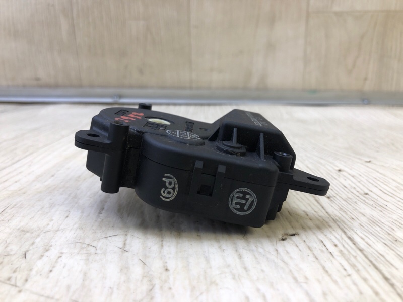 Моторчик заслонки печки AVALON 05-12 2007 3.5 2GR-FE