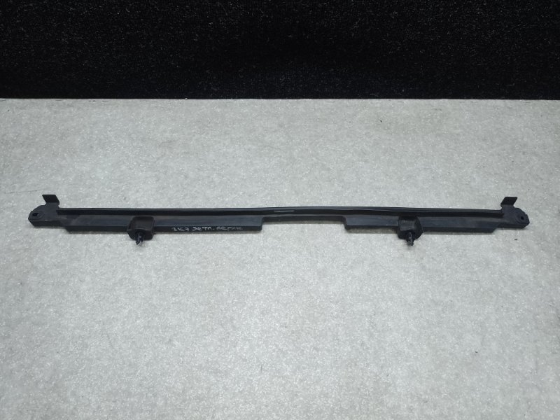 Накладка на рамку радиатора MAZDA CX-30 19- 2021 2.5L PAF3-15-411 Б/У