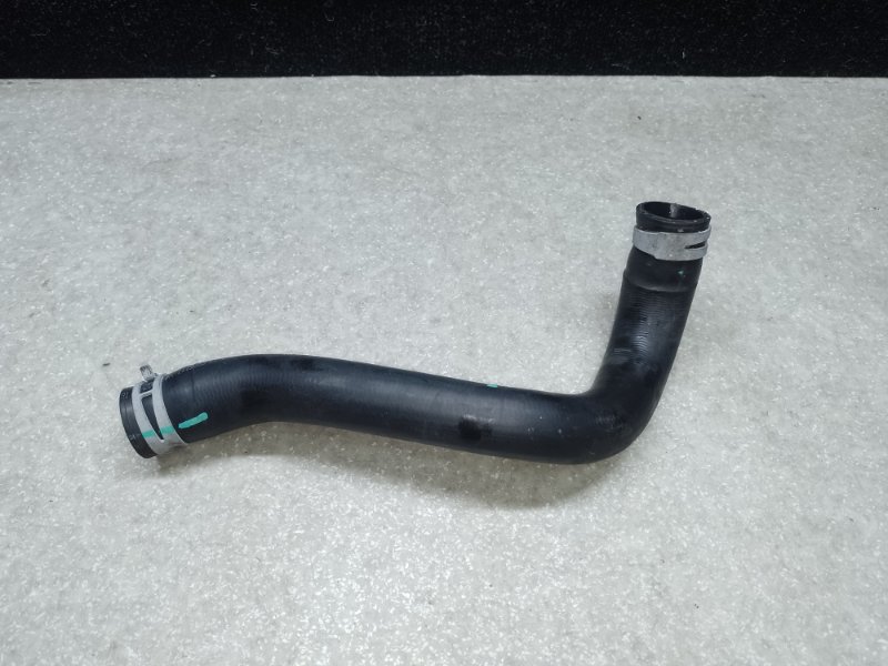 Патрубок системы охлаждения правый CX-30 19- 2021 2.5L