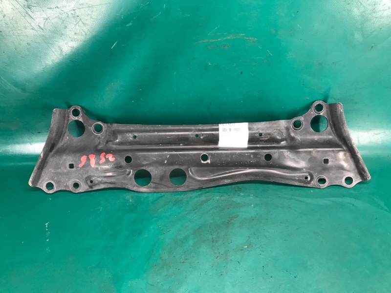 Крепление балки подвески переднее LEXUS NX 14-21 2020 8ARFTS 2.0TURBO 52255-76010 Б/У