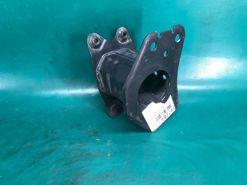 Кронштейн усилителя заднего бампера правый LEXUS NX 14-21 8ARFTS 2.0TURBO Кронштейн усилителя заднего бампера правый LEXUS NX 14-21 8ARFTS 2.0TURBO