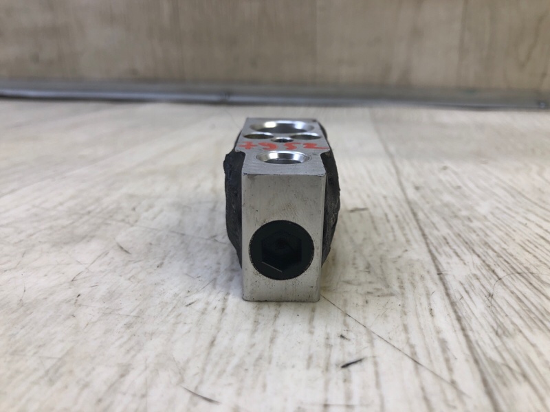 Клапан кондиционера AVALON 05-12 2007 3.5 2GR-FE