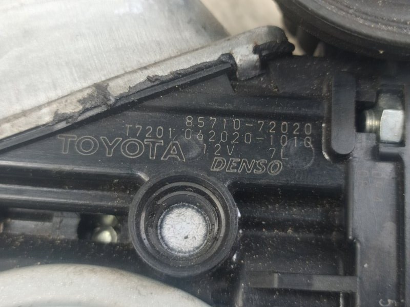 Стеклоподъемник задний правый PRIUS - 30 09-17