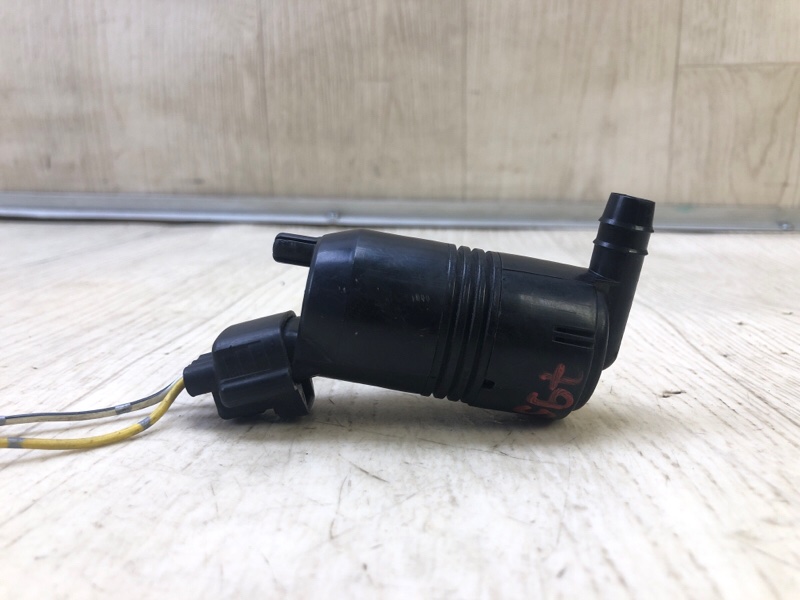 Насос омывателя стекла AVALON 05-12 2007 3.5 2GR-FE Насос омывателя стекла AVALON 05-12 2007 3.5 2GR-FE