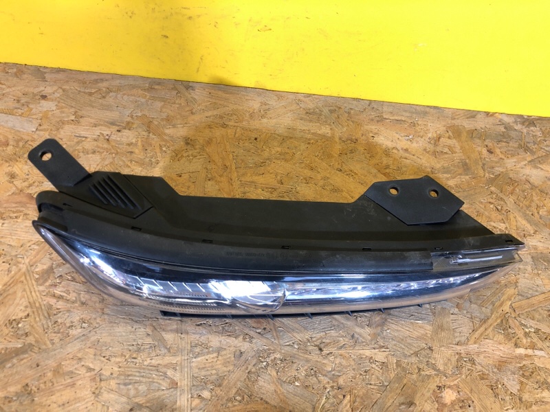 Дневной ходовой огонь правый HYUNDAI KONA OS 17-23 Дневной ходовой огонь правый HYUNDAI KONA OS 17-23