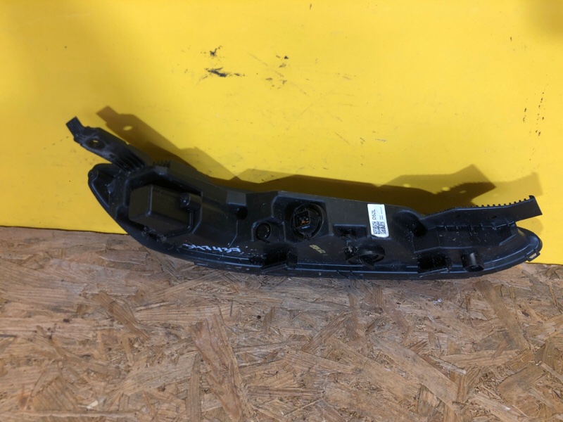 Дневной ходовой огонь левый KONA OS 17-23 Дневной ходовой огонь левый KONA OS 17-23