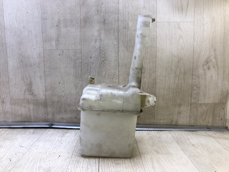 Бачок омывателя TOYOTA AVALON 05-12 3.5 2GR-FE