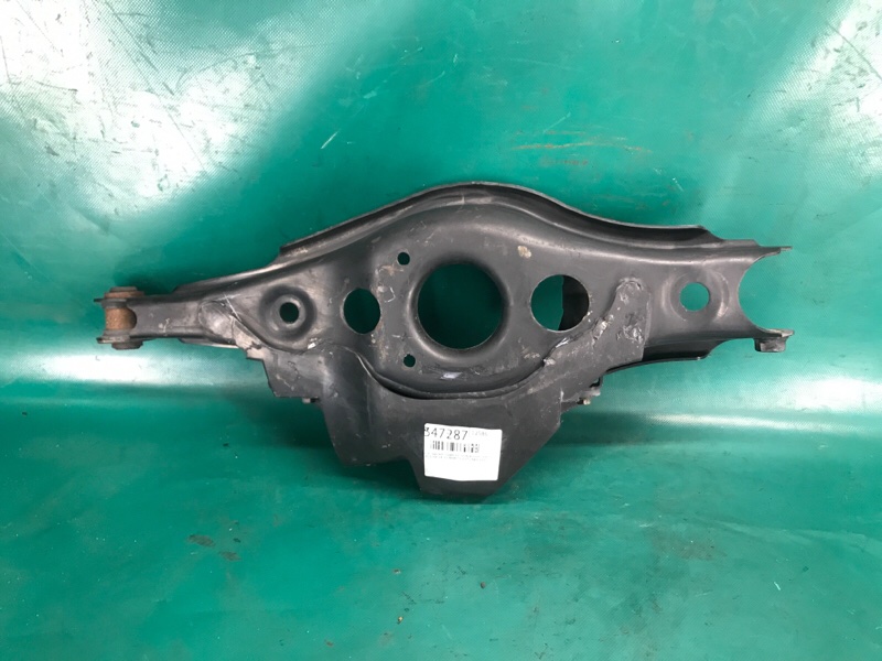 Рычаг задней подвески поперечный нижний правый LEXUS NX 14-21 2020 8ARFTS 2.0TURBO 48730-42040 Б/У