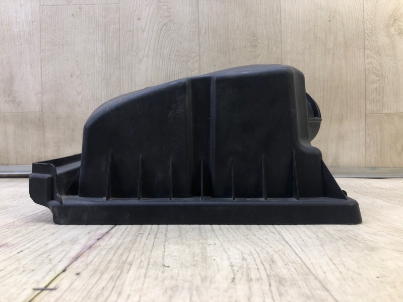 Корпус воздушного фильтра TRANSIT 14- Корпус воздушного фильтра TRANSIT 14-