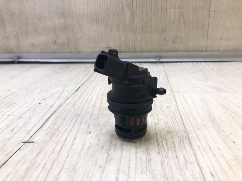 Насос омывателя стекла TOYOTA VENZA 09-16 2009 3.5 2GR-FE 85330-60180 Б/У