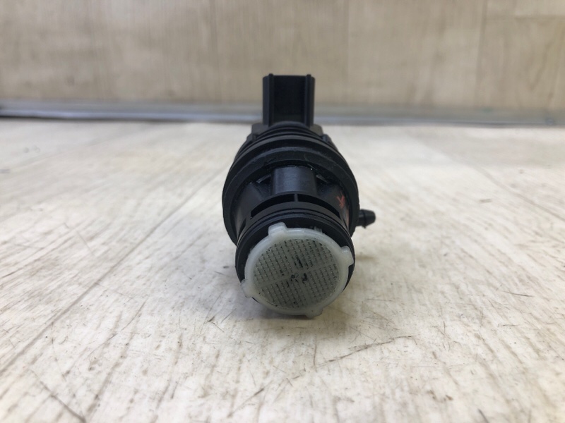 Насос омывателя стекла VENZA 09-16 2009 3.5 2GR-FE