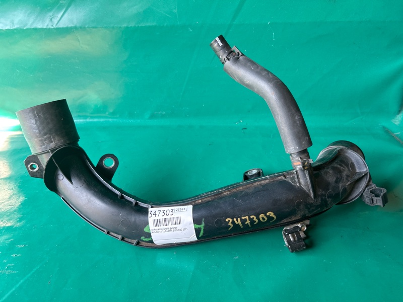 Патрубок воздушного фильтра LEXUS NX 14-21 2021 8ARFTS 2.0TURBO 17361-36010 Б/У