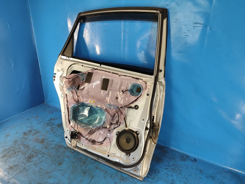 Дверь задняя левая PRIUS PLUS 11-14