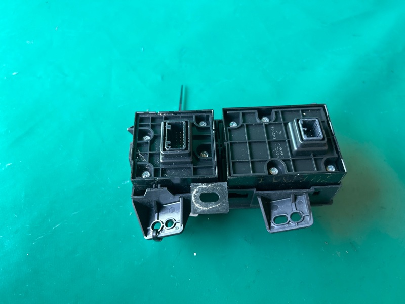 Блок кнопок консоли NX 14-21 2021 8ARFTS 2.0TURBO