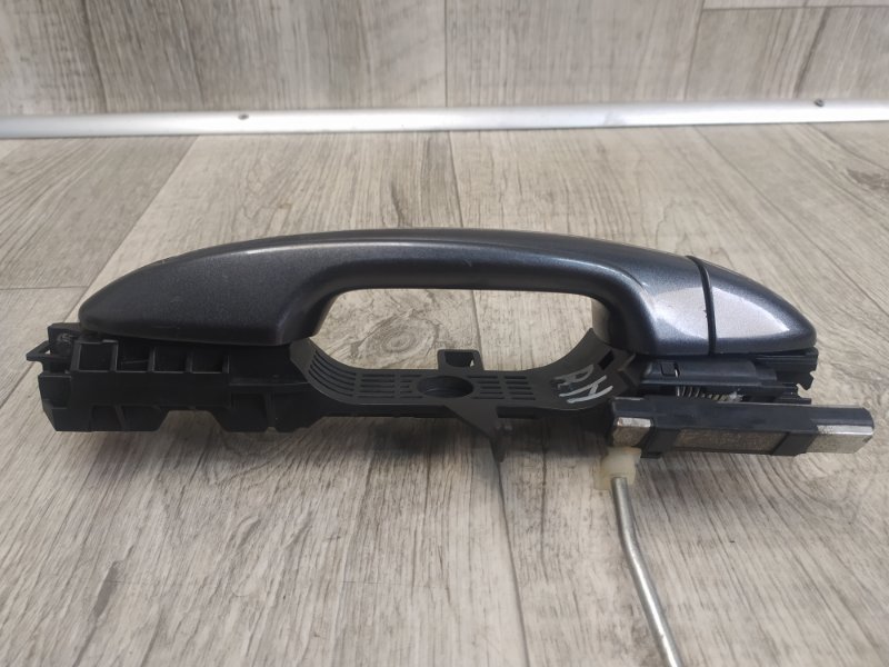 Ручка двери наружная передняя правая TOYOTA RAV4 13-19 Внедорожник Ручка двери наружная передняя правая TOYOTA RAV4 13-19 Внедорожник