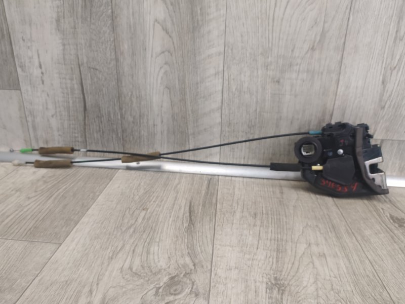 Запчасть замок двери задний левый TOYOTA PRIUS - 30 09-17 69060-47090 Б/У Замок двери задний левый TOYOTA PRIUS - 30 09-17 69060-47090 Б/У