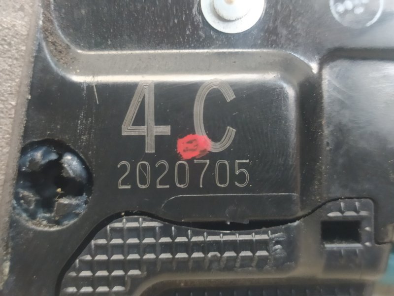 Замок двери задний левый PRIUS - 30 09-17 Замок двери задний левый PRIUS - 30 09-17