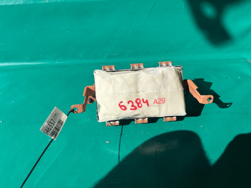 Запчасть подушка безопасности пассажира LEXUS NX 14-21 2021 8ARFTS 2.0TURBO 73960-78011 Б/У Подушка безопасности пассажира LEXUS NX 14-21 2021 8ARFTS 2.0TURBO 73960-78011 Б/У