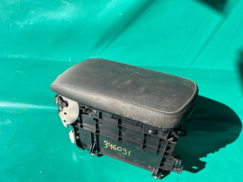 Подлокотник NX 14-21 2021 8ARFTS 2.0TURBO