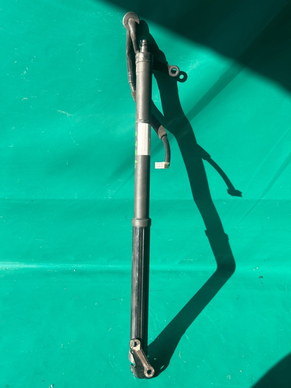 Амортизатор крышки багажника левый NX 14-21 2021 8ARFTS 2.0TURBO