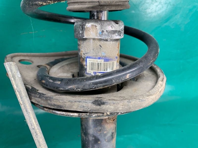 Амортизатор задний левый CAMRY 40 06-11 2008 2.4 2AZFE Амортизатор задний левый CAMRY 40 06-11 2008 2.4 2AZFE