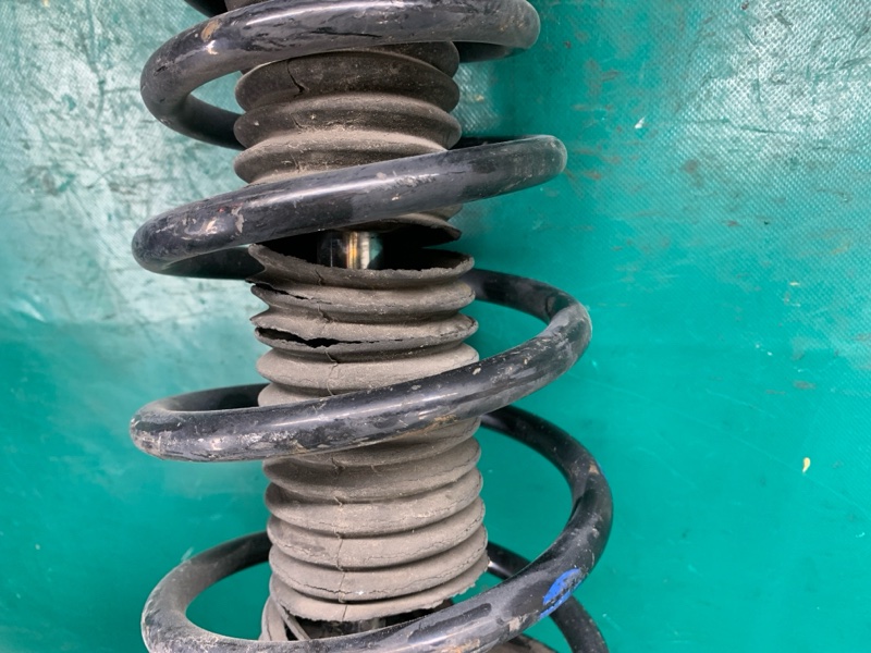 Амортизатор задний правый CAMRY 40 06-11 2008 2.4 2AZFE Амортизатор задний правый CAMRY 40 06-11 2008 2.4 2AZFE