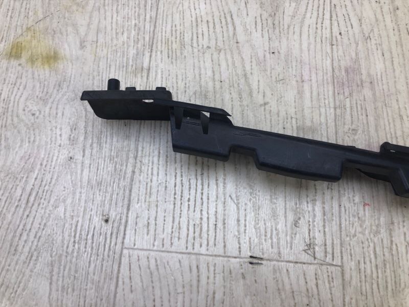 Кронштейн заднего бампера FUSION 14-