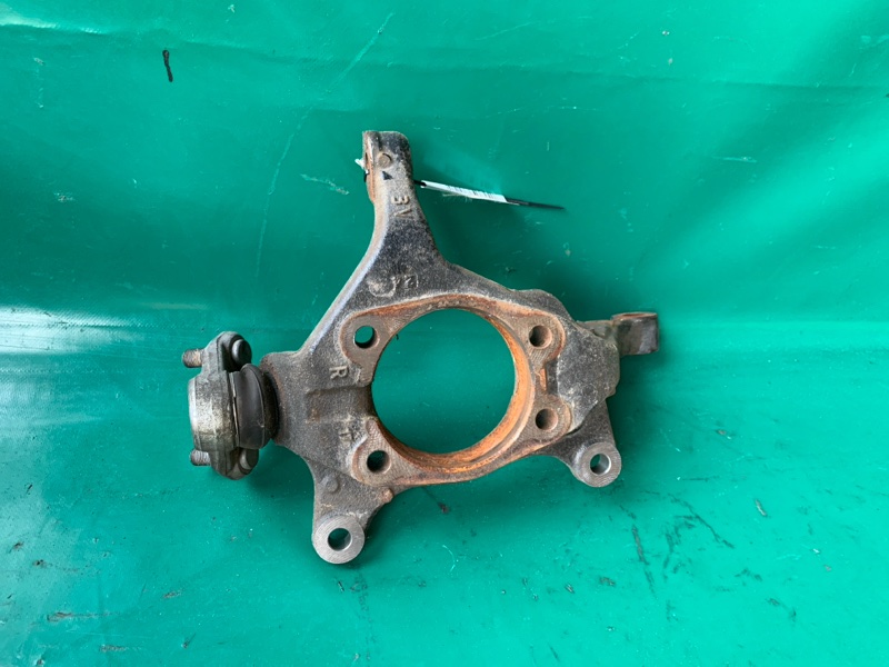 Кулак поворотный правый LEXUS NX 14-21 2021 8ARFTS 2.0TURBO 43211-78010 Б/У