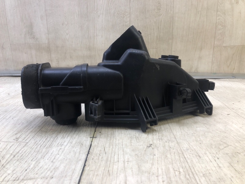 Корпус воздушного фильтра TOYOTA AVALON 05-12 3.5 2GR-FE