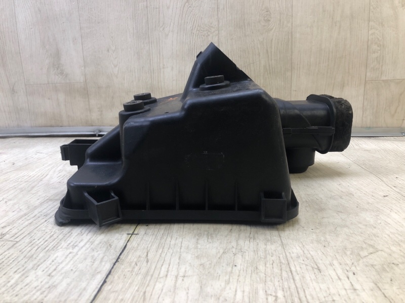 Корпус воздушного фильтра AVALON 05-12 2007 3.5 2GR-FE