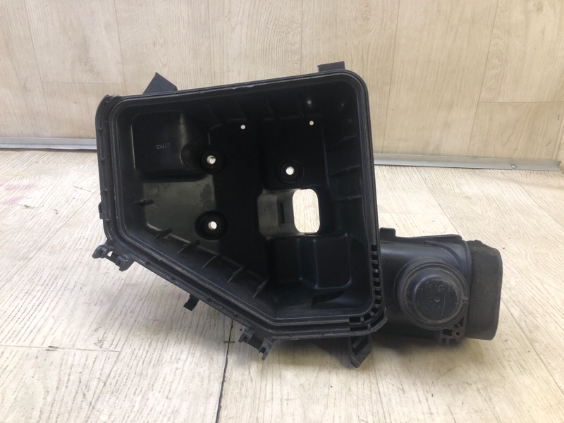 Корпус воздушного фильтра AVALON 05-12 2007 3.5 2GR-FE