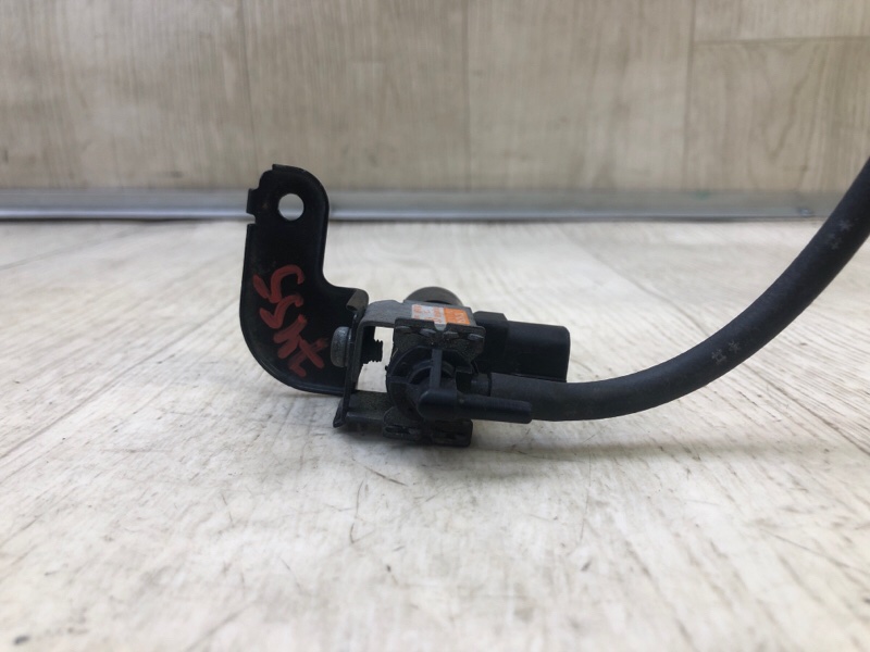 Клапан электромагнитный (вакуумный) VENZA 09-16 2009 3.5 2GR-FE