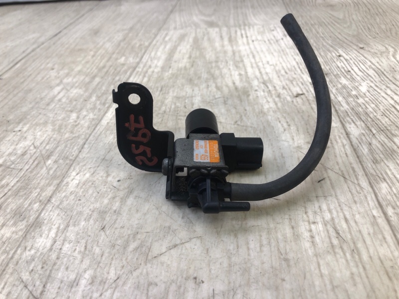 Клапан электромагнитный (вакуумный) AVALON 05-12 2007 3.5 2GR-FE